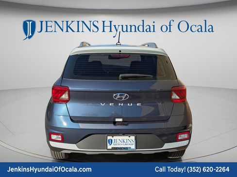 New 2026 Hyundai Venue SEL FWD image 5