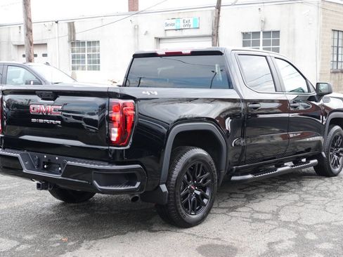 Used 2024 GMC Sierra 1500 Pro w/ Graphite Edition image 3