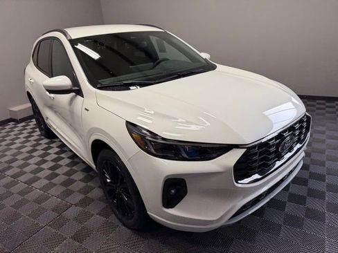 New 2026 Ford Escape ST-Line Elite w/ Equipment Group 501A AWD/4WD image 2