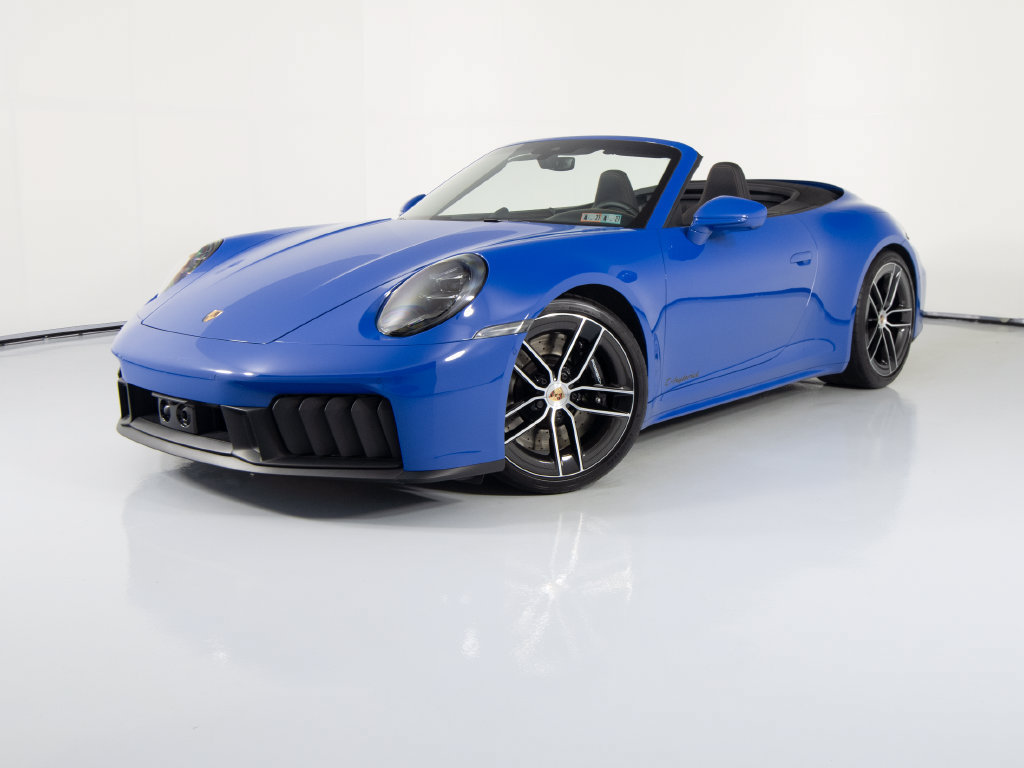 Certified 2025 Porsche 911 Carrera 4 GTS AWD/4WD image 1