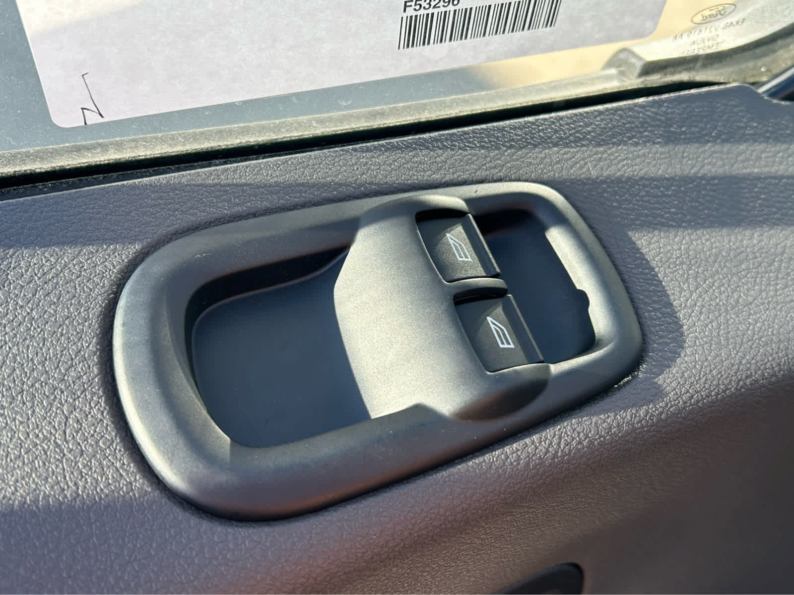 New 2027 Ford Transit 250 Low Roof RWD image 19