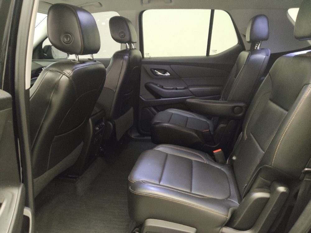 Used 2019 Chevrolet Traverse Premier w/ Redline Edition FWD image 18