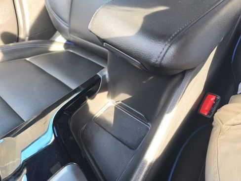 Used 2025 Buick Envista Sport Touring image 21