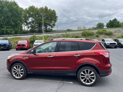 Used 2016 Ford Escape SE w/ SE Chrome Package AWD/4WD image 6