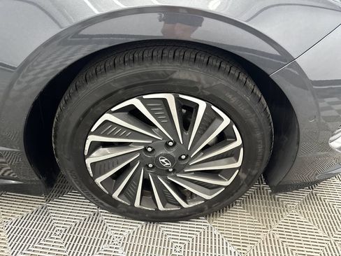 Used 2024 Hyundai Sonata Limited FWD image 14