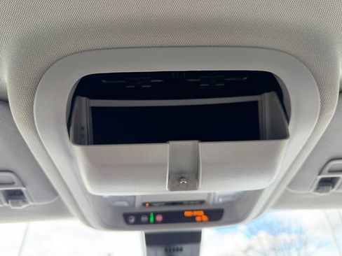 Used 2022 Chevrolet Equinox LT image 29