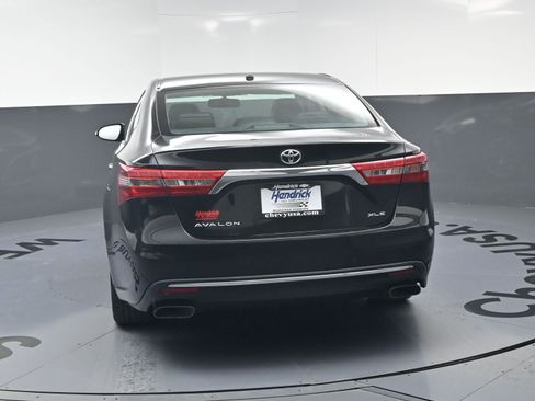 Used 2016 Toyota Avalon XLE Premium image 8