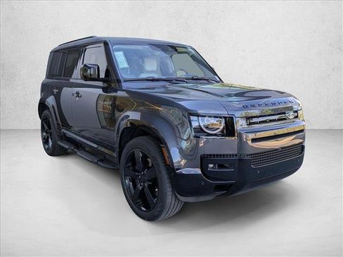 New 2026 Land Rover Defender 110 X-Dynamic SE image 6