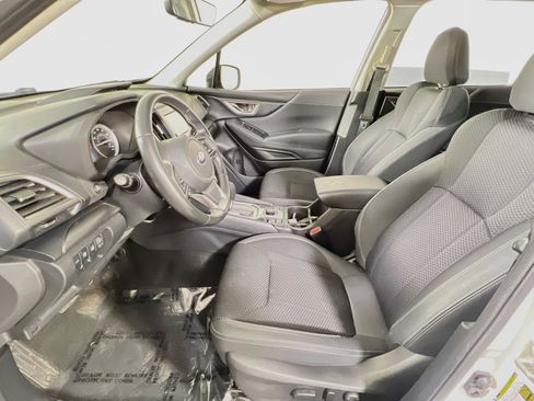Used 2023 Subaru Forester Premium AWD/4WD image 20