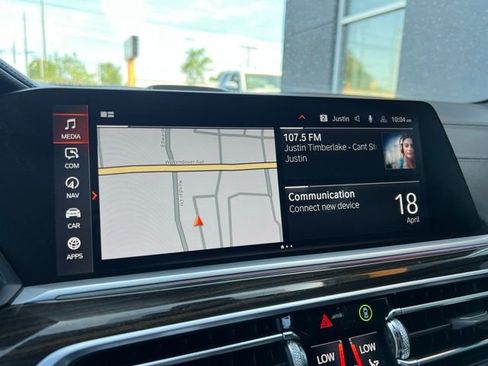 Used 2020 BMW X7 M50i w/ Dynamic Handling Package AWD/4WD image 42