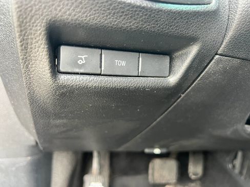 Used 2016 Ford Explorer XLT w/ Equipment Group 202A AWD/4WD image 34