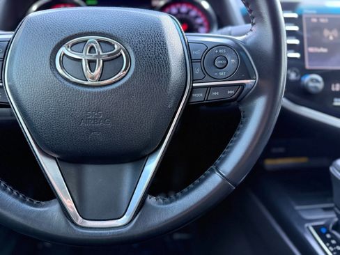 Used 2019 Toyota Camry XSE image 27