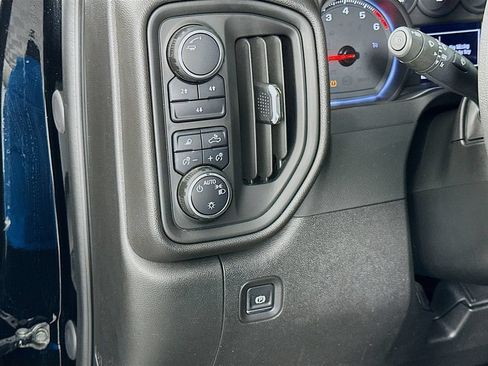 Used 2025 Chevrolet Silverado 2500 Custom w/ Custom Value Package AWD/4WD image 10