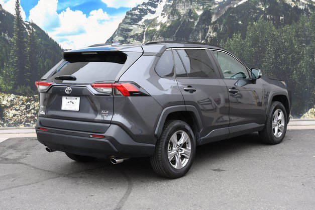 Used 2023 Toyota RAV4 XLE w/ Convenience Package AWD/4WD image 3