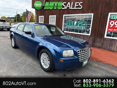 Used 2009 Chrysler 300 LX image 1