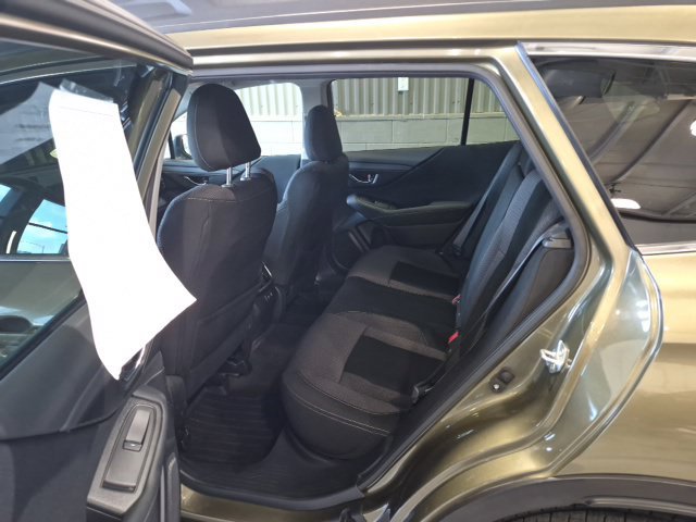 Used 2022 Subaru Outback Premium AWD/4WD image 15