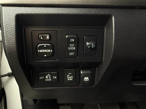 Used 2016 Toyota Tundra SR5 w/ TRD Off Road Package AWD/4WD image 12