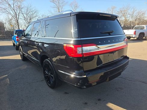 Used 2021 Lincoln Navigator L Reserve image 6