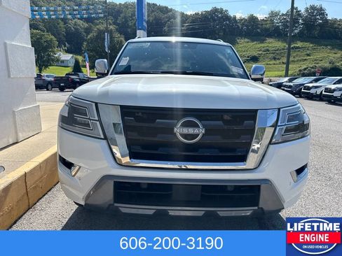 Used 2023 Nissan Armada Platinum AWD/4WD image 3