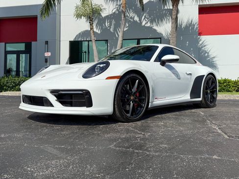 Used 2021 Porsche 911 Carrera 4S AWD/4WD image 9