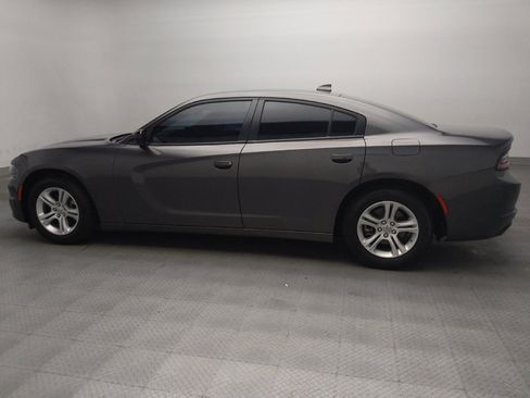 Used 2023 Dodge Charger SXT RWD image 3