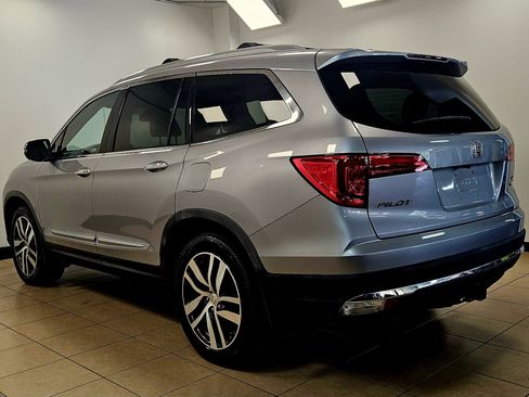 Used 2018 Honda Pilot Elite image 3