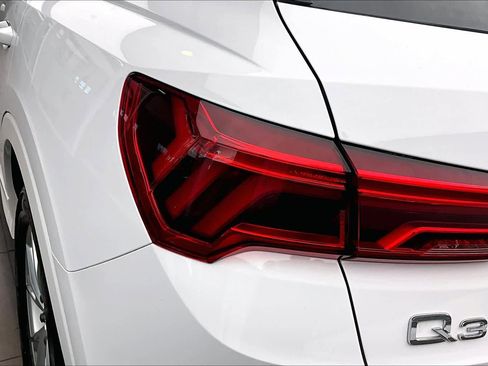 Used 2024 Audi Q3 2.0T Premium AWD/4WD image 28