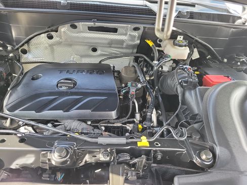 Used 2024 Buick Encore GX Sport Touring w/ Comfort Package FWD image 27