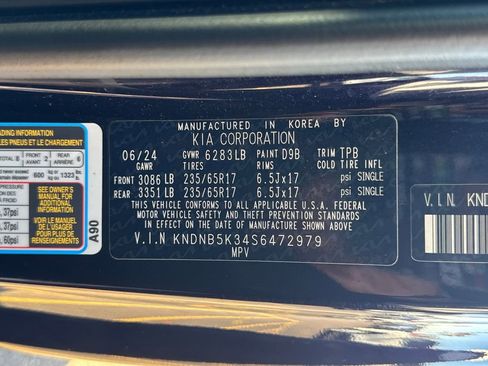 Certified 2025 Kia Carnival image 30