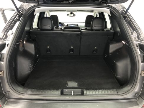 Used 2021 Jeep Cherokee Trailhawk w/ Trailer Tow Group image 9