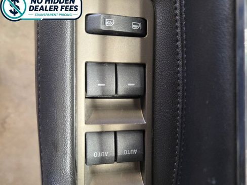 Used 2013 Lincoln MKX AWD image 24