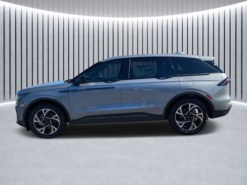 New 2025 Lincoln Nautilus Premier w/ Jet Appearance Package image 7