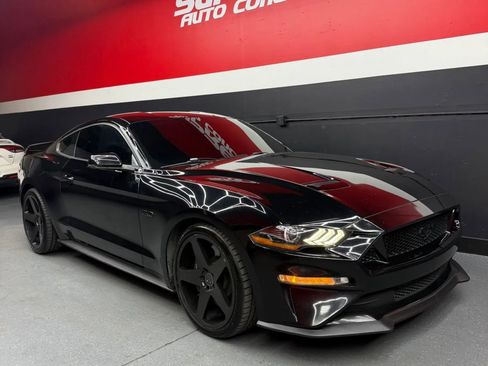 Used 2019 Ford Mustang GT Premium w/ GT Performance Package RWD image 2