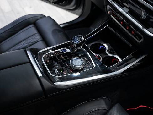 Used 2024 BMW ALPINA XB7 image 84