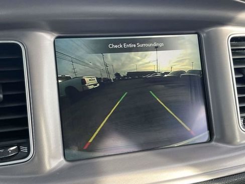 Used 2023 Dodge Charger SXT image 29