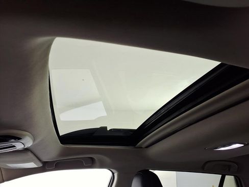 Used 2025 Subaru Outback Limited image 16