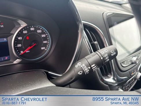 Used 2024 Chevrolet Equinox LT AWD/4WD image 24