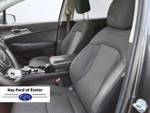 Used 2023 Kia Sportage LX AWD/4WD image 21