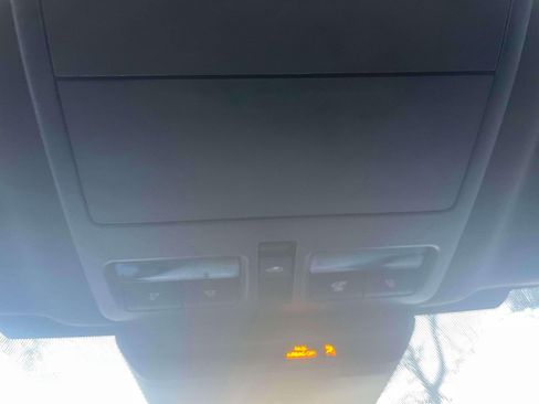 Used 2019 MAZDA MAZDA3 AWD Hatchback w/ Premium Pkg image 30