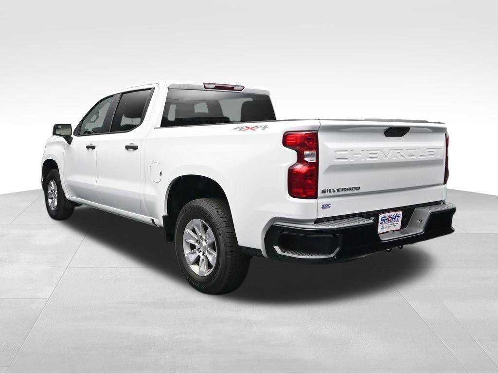 Used 2022 Chevrolet Silverado 1500 W/T w/ WT Convenience Package AWD/4WD image 3
