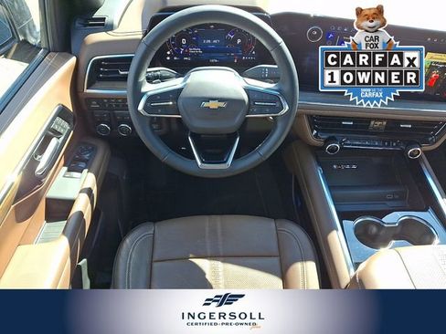 Used 2025 Chevrolet Suburban High Country image 16