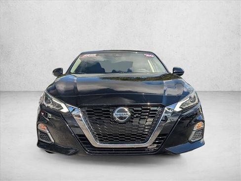 Used 2020 Nissan Altima 2.5 SR image 2