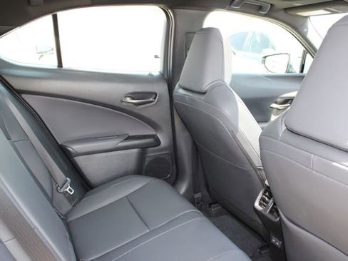 Used 2025 Lexus UX 300h FWD image 7