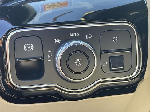 Used 2019 Mercedes-Benz A 220 image 17