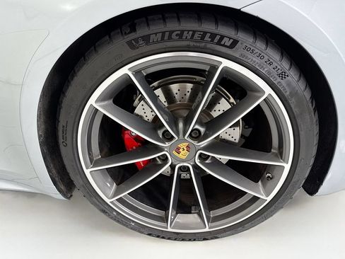 Certified 2020 Porsche 911 Carrera S RWD image 29
