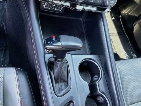 Used 2023 Dodge Durango GT RWD image 17