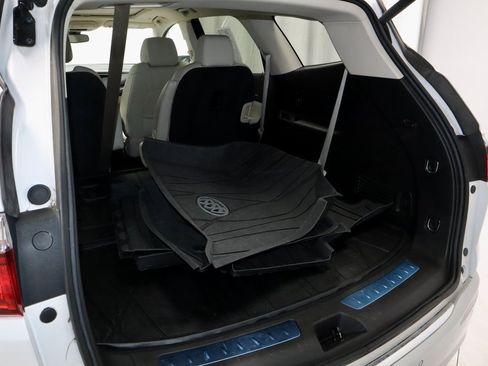 Used 2023 Buick Enclave Essence w/ Experience Buick Package image 19