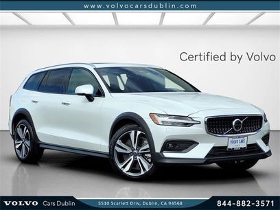 Certified 2024 Volvo V60 B5 Cross Country Plus