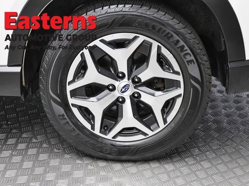 Used 2022 Subaru Forester Premium AWD/4WD image 8
