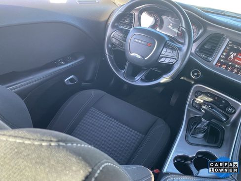 Used 2022 Dodge Challenger SXT w/ Blacktop Package image 15